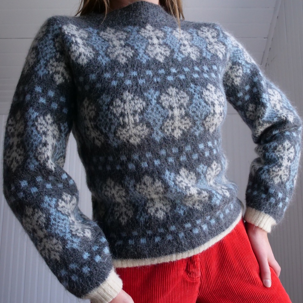 Amazing 1950s Jantzen soft mohair blend boatneck sweater